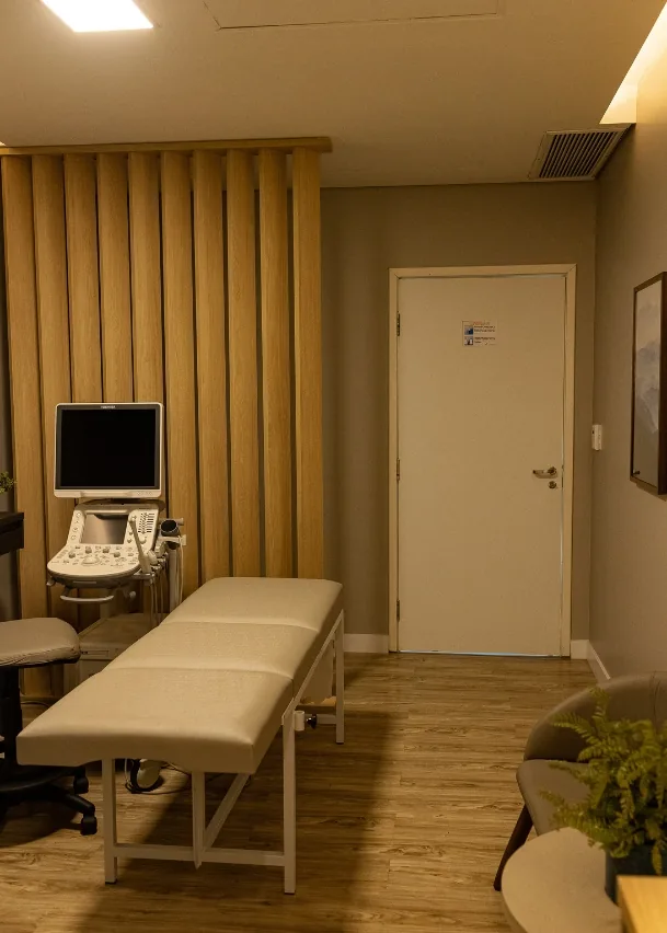 Sala de atendimento da Demax